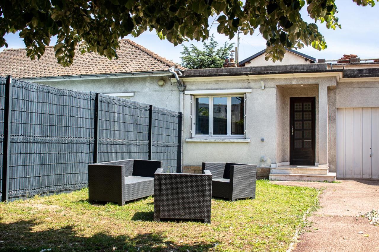 Апартаменти Maisonnette Avec Jardin, Parc Du Chene Брон Екстер'єр фото
